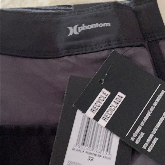 Hurley Men’s board shorts - Picture 10 of 12